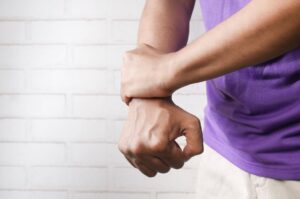 clínica de fisioterapia linares luis carlos diaz alex -FISIOTERAPIA PARA LA LESIÓN DEL SÍNDROME DEL TÚNEL CARPIANO